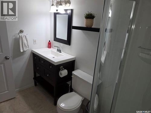 311 Wilkinson Crescent, Saskatoon, SK - Indoor Photo Showing Bathroom