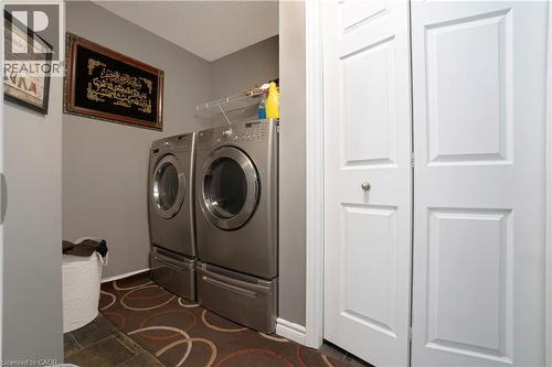 1723 Stackhouse Avenue, London, ON - Indoor Photo Showing Laundry Room
