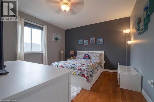 1723 Stackhouse Avenue, London, ON - Indoor Photo Showing Bedroom