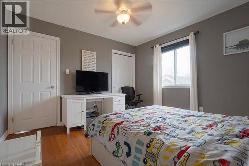 1723 Stackhouse Avenue, London, ON - Indoor Photo Showing Bedroom