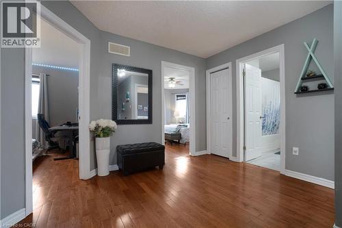 1723 Stackhouse Avenue, London, ON - Indoor Photo Showing Other Room