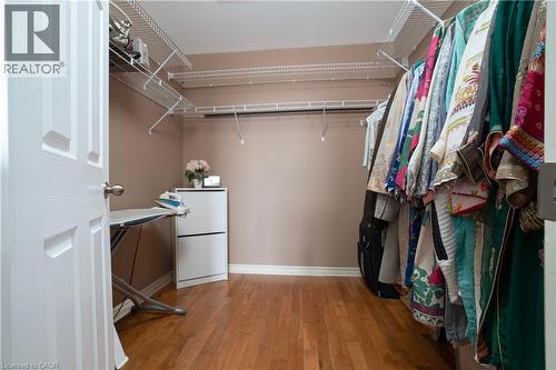 1723 Stackhouse Avenue, London, ON - Indoor With Storage