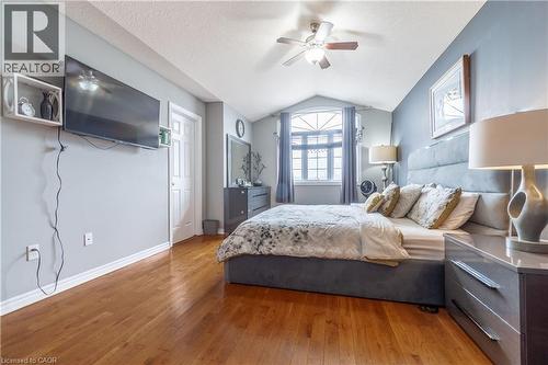1723 Stackhouse Avenue, London, ON - Indoor Photo Showing Bedroom