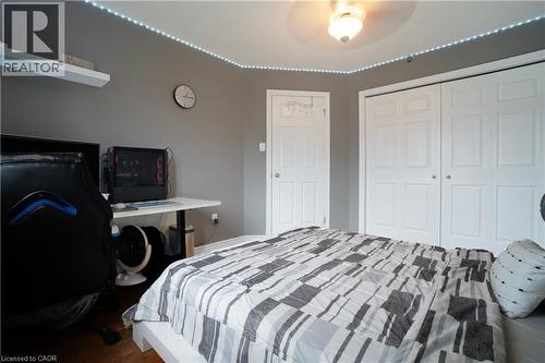 1723 Stackhouse Avenue, London, ON - Indoor Photo Showing Bedroom