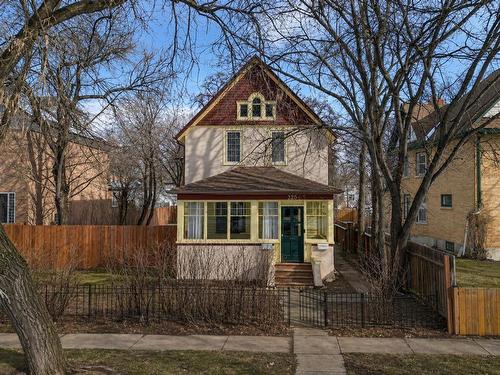 328 15th Street  Brandon, MB R7A 4V9