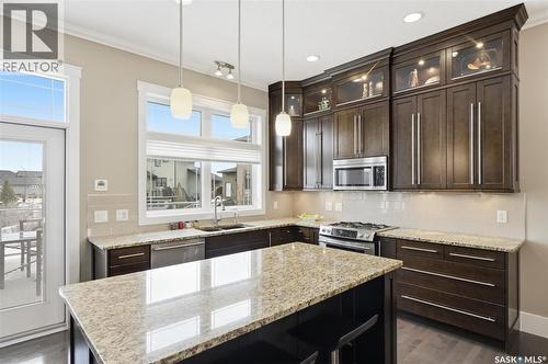 511 Bennion Terrace, Saskatoon, SK - Indoor Photo Showing Kitchen With Upgraded Kitchen