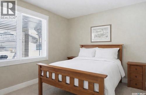 511 Bennion Terrace, Saskatoon, SK - Indoor Photo Showing Bedroom