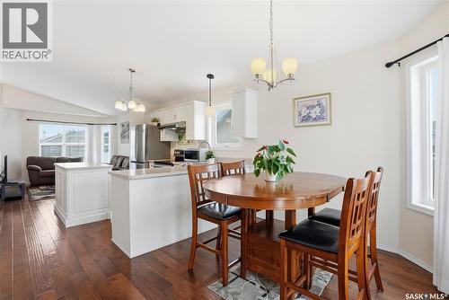 1019 Hunter Road, Saskatoon, SK - Indoor Photo Showing Dining Room
