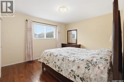 1019 Hunter Road, Saskatoon, SK - Indoor Photo Showing Bedroom