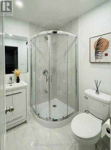 59 Muskoka Avenue, Oshawa, ON - Indoor Photo Showing Bathroom