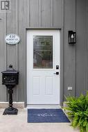 Elegant Coach House Entry - 