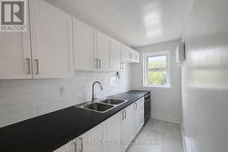 410 - 391 SHERBOURNE STREET Toronto, ON M4X 1K4