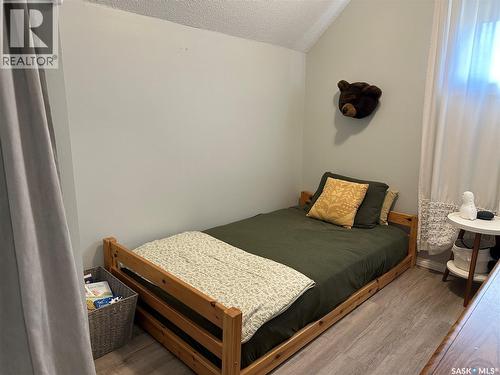24 3Rd Avenue Se, Weyburn, SK - Indoor Photo Showing Bedroom
