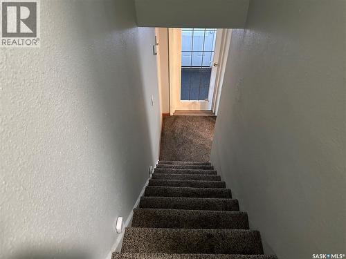 24 3Rd Avenue Se, Weyburn, SK - Indoor Photo Showing Other Room