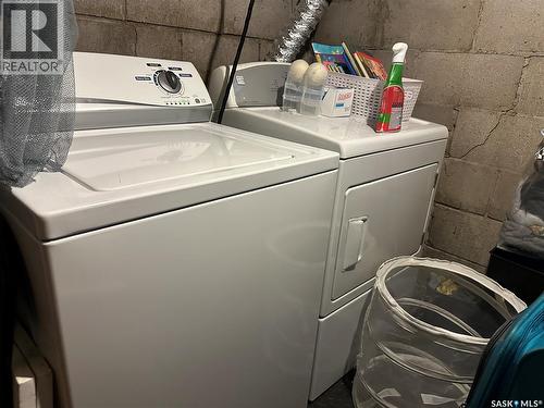 24 3Rd Avenue Se, Weyburn, SK - Indoor Photo Showing Laundry Room