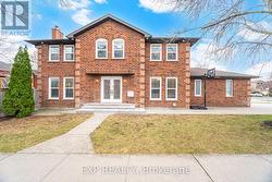 1220 THORESBY DRIVE  Oakville, ON L6J 7K3