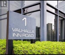 1 VALHALLA ROAD Toronto, ON M9B 1S9