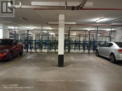 602 - 560 North Service Road, Grimsby, ON - Indoor Photo Showing Garage