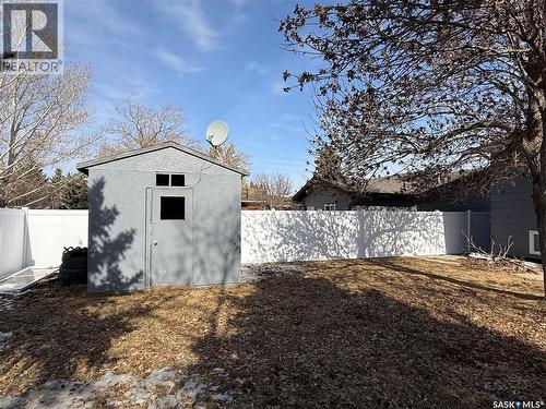 47 Hahn Crescent, Kindersley, SK - Outdoor