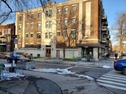 11-811 Av. Davaar Montréal (Outremont), QC H2V 3B4
