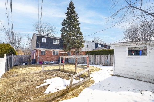 Cour - 966 Av. Du Parc, Laval (Saint-Vincent-De-Paul), QC - Outdoor