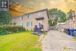 42 PIXLEY CRESCENT  Toronto, ON M1E 3G6