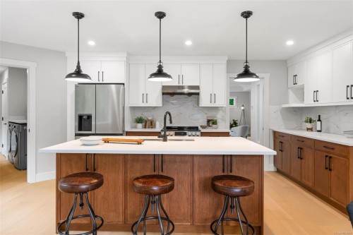 2297 Covington Pl, Saanich, BC 