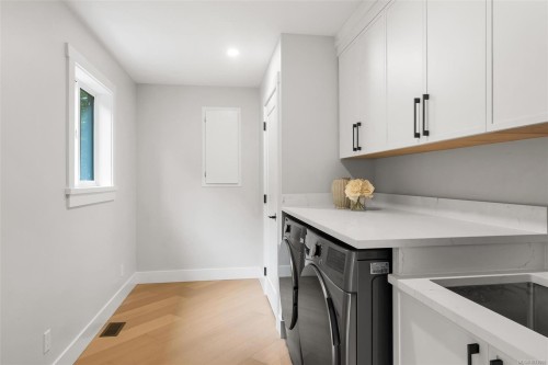 2297 Covington Pl, Saanich, BC 