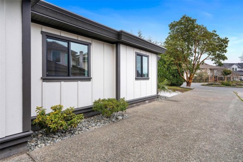 2297 Covington Pl, Saanich, BC 