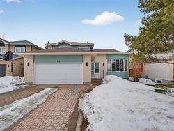 18 RALSTON CR Winnipeg, MB R2N 3R5