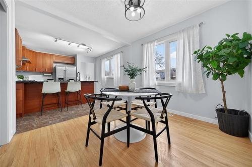 171 Houde Dr, Winnipeg, MB 