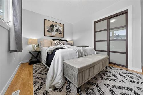 171 Houde Dr, Winnipeg, MB 