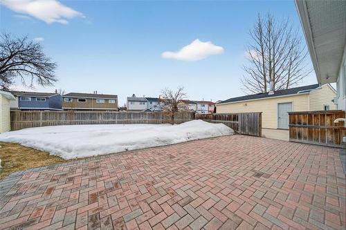 171 Houde Dr, Winnipeg, MB 