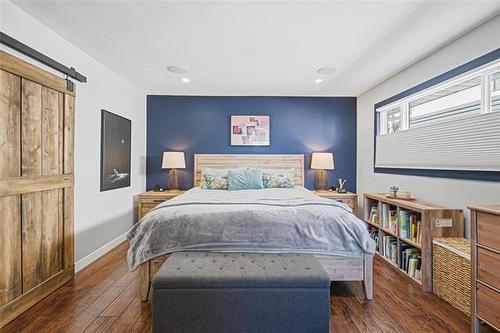 696 Ash St, Winnipeg, MB 