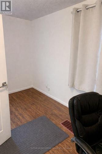 Bedroom Main Floor - 101 Merna Avenue, Hamilton, ON - Indoor Photo Showing Other Room
