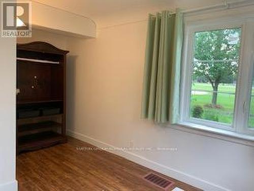 Bedroom Main Floor - 101 Merna Avenue, Hamilton, ON - Indoor