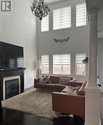 7 Woodvalley Court, Hamilton, ON - Indoor Photo Showing Living Room With Fireplace