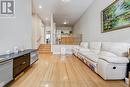 84 - 190 Harding Boulevard W, Richmond Hill, ON  - Indoor Photo Showing Living Room 