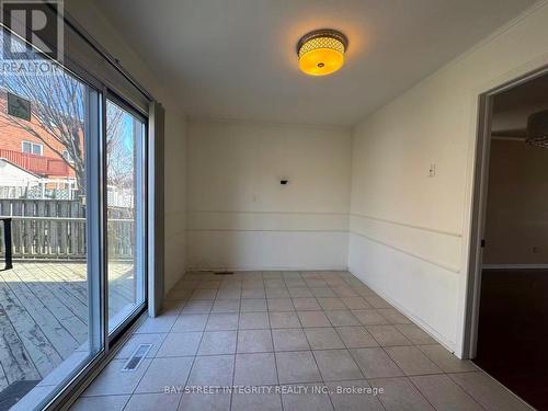 4255 Wakefield Crescent, Mississauga, ON - Indoor Photo Showing Other Room