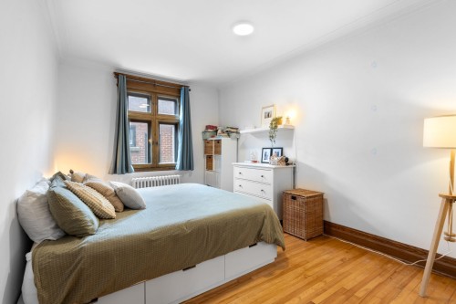 Master Bedroom - 5574  - 5576 Av. Wilderton, Montréal (Côte-Des-Neiges/Notre-Dame-De-Grâce), QC - Indoor Photo Showing Bedroom