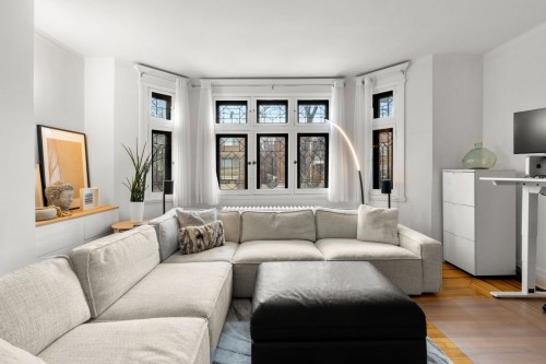Living Room - 5574  - 5576 Av. Wilderton, Montréal (Côte-Des-Neiges/Notre-Dame-De-Grâce), QC - Indoor Photo Showing Living Room