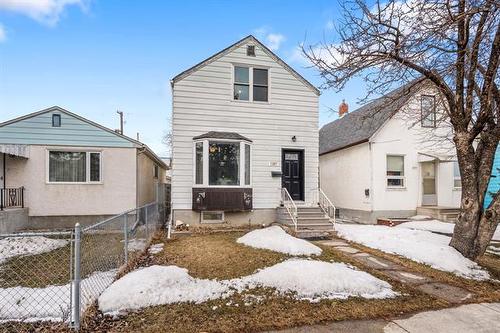 1357 Winnipeg AVE  Winnipeg, MB R3E 0S5