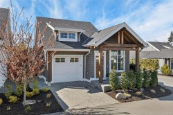 20-846 Ackerman Rd French Creek, BC V9P 1A7