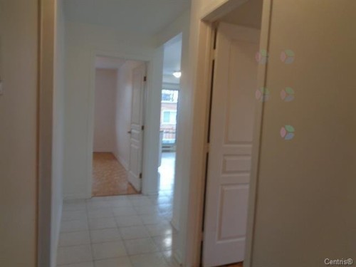 Mud Room - 4505 Rue De Palerme, Montréal (Saint-Léonard), QC - Indoor Photo Showing Other Room