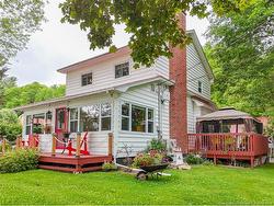 501 Otis DR  Nackawic, NB E6G 1H5