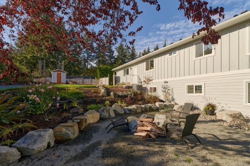 167 Bayridge Pl, Bowser, BC 