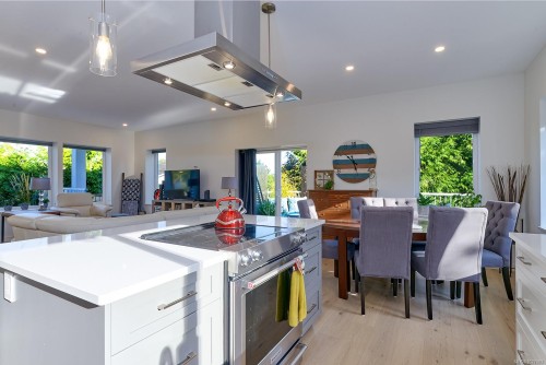 167 Bayridge Pl, Bowser, BC 