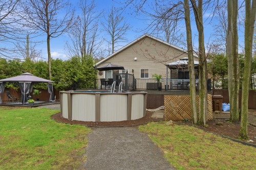 Cour - 608Z Rue Des Prés, Saint-Lin/Laurentides, QC - Outdoor With Above Ground Pool With Backyard