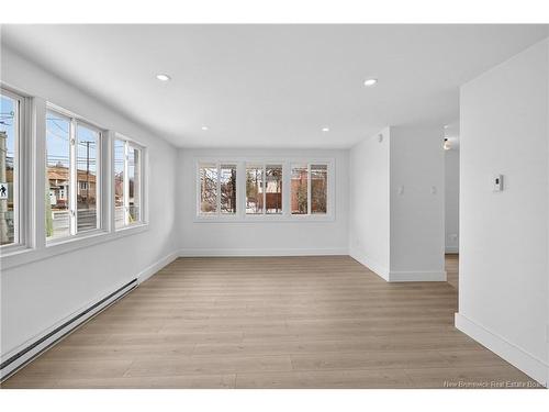 6 Kenmore Dr, Moncton, NB 