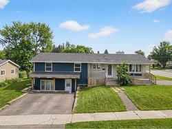 6 Kenmore DR  Moncton, NB E1A 4J6